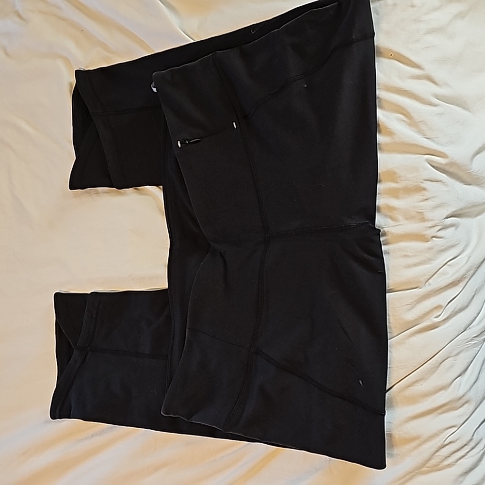 Calia Capri Leggings